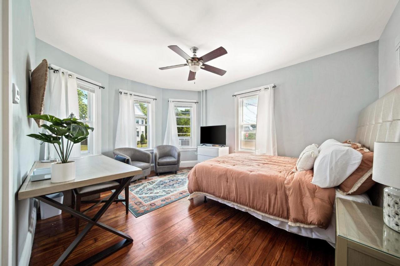 Cozy Up In 5Br Apt Near Charming Oak Square Boston Dış mekan fotoğraf