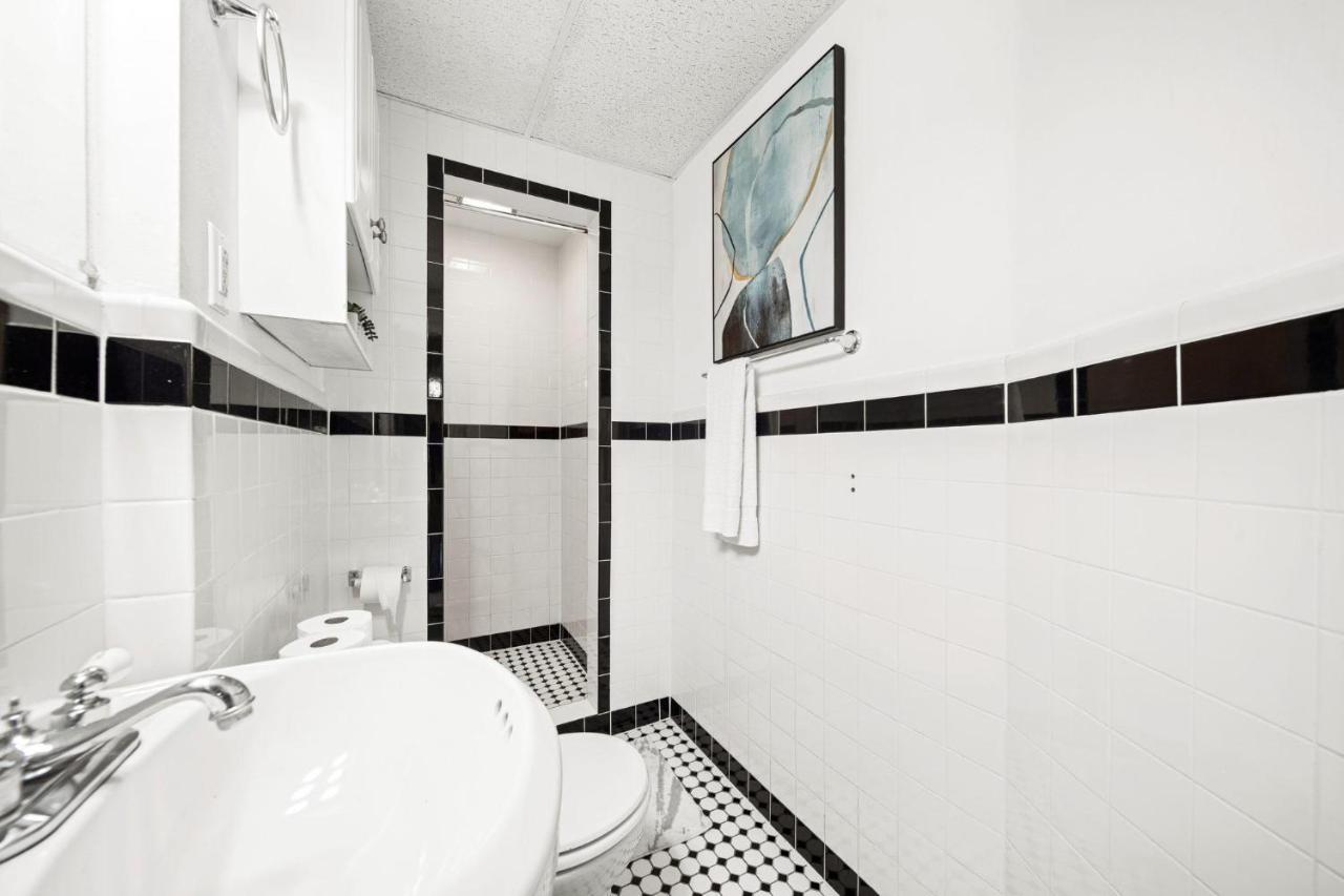 Cozy Up In 5Br Apt Near Charming Oak Square Boston Dış mekan fotoğraf