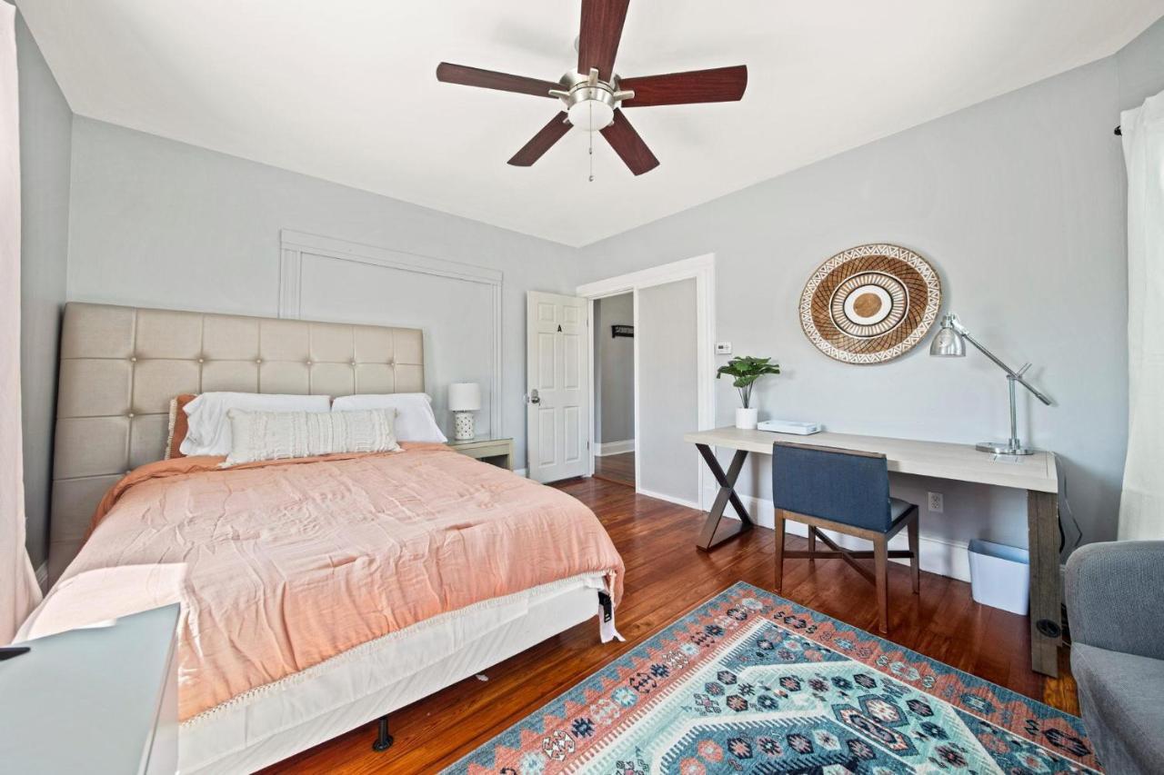 Cozy Up In 5Br Apt Near Charming Oak Square Boston Dış mekan fotoğraf